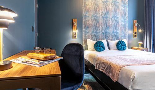 Classic Monceau Room