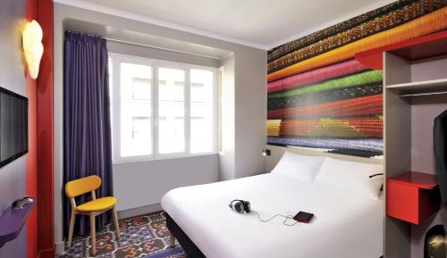 Two Adjacent Double Rooms 