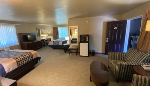 Superior Queen Room with Two Queen Beds