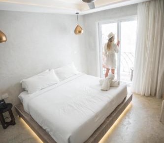 King Room with Balcony