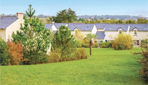 One-Bedroom Holiday Home