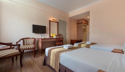 Standard Twin Room