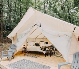 Tent 11