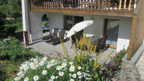 One-Bedroom Apartment with Terrace