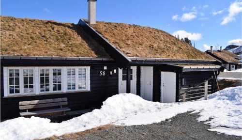 Three-Bedroom Holiday Home 