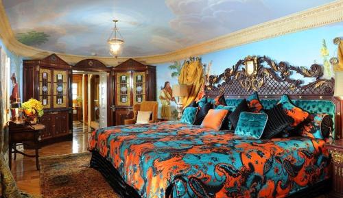 Gianni's Master Suite