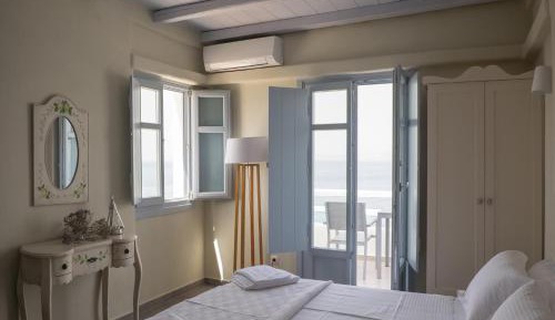 Studio with Sea View - Ground Floor