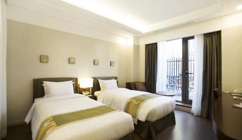 Standard Twin Room with Terrace