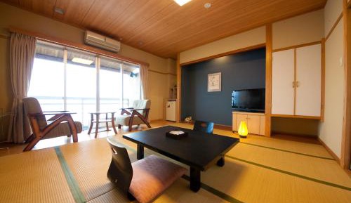 Japanese-Style Deluxe Room with Foot Bath and Sea View - Top Floor
