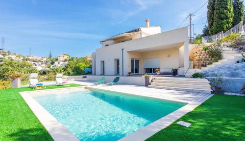 Three-Bedroom Villa