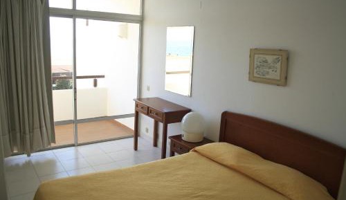 One bedroom apartment with Side Sea view