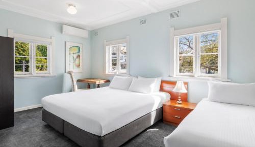 Triple Room