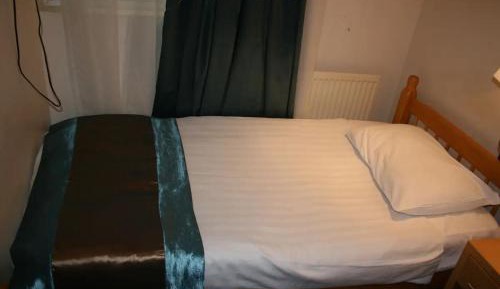 Small Single Room