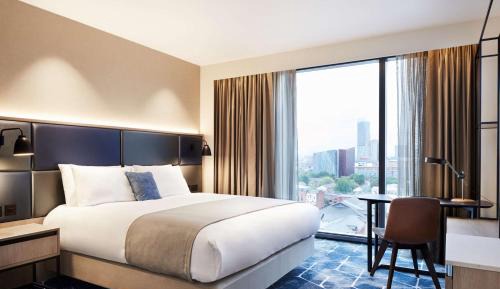 King Room with City View