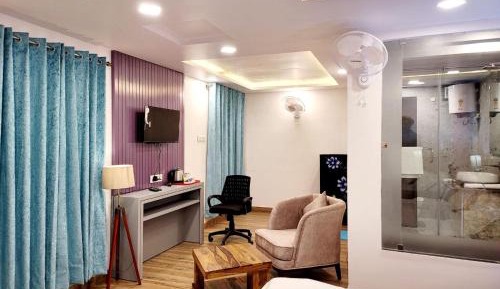 Superior King Room
