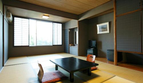 Japanese-Style Room with Shared Bathroom