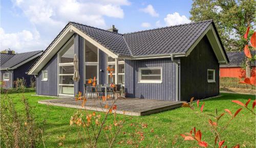 Three-Bedroom Holiday Home 