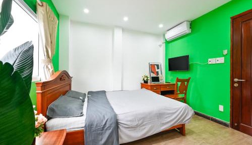 Deluxe Apartment