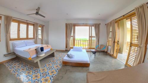 Deluxe Twin Room with Sea View