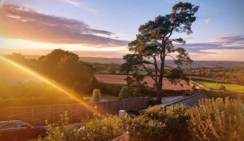 Suite with Garden & Country Views