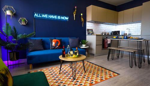Deluxe Apartment