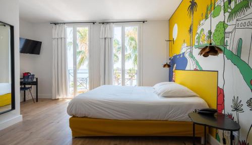 Standard Double Room with Sea View