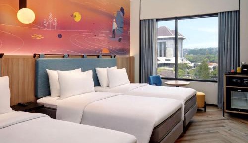 Family Triple Room with City View