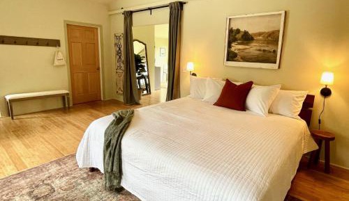 Premium Quadruple Room