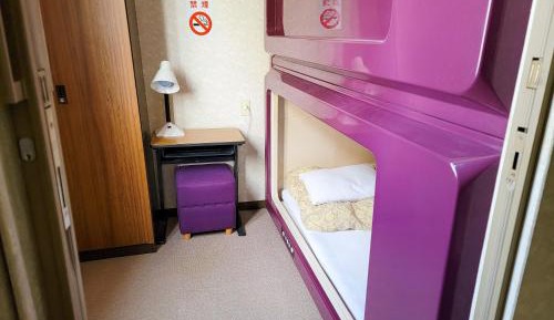 Private Capsule Room for Male - Lower Level 