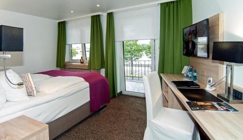 Deluxe Double Room with Shower