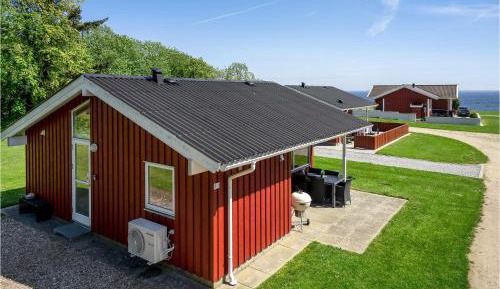 Two-Bedroom Holiday Home