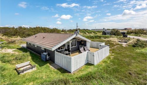Three-Bedroom Holiday Home 