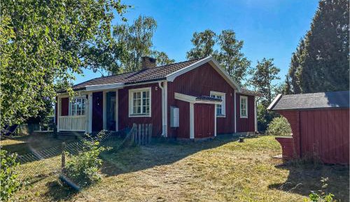 Three-Bedroom Holiday Home 