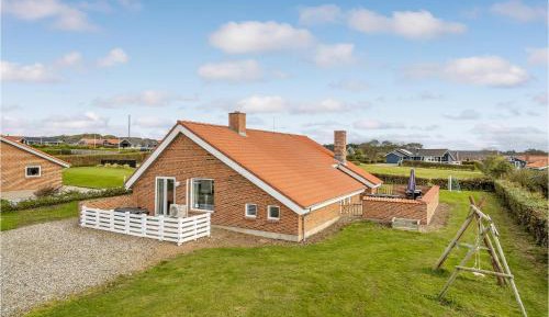 Four-Bedroom Holiday Home