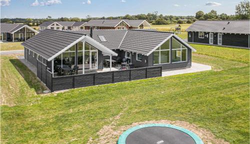 Five-Bedroom Holiday Home