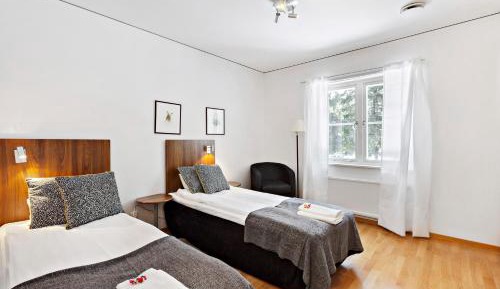 Double Room with Private Bathroom