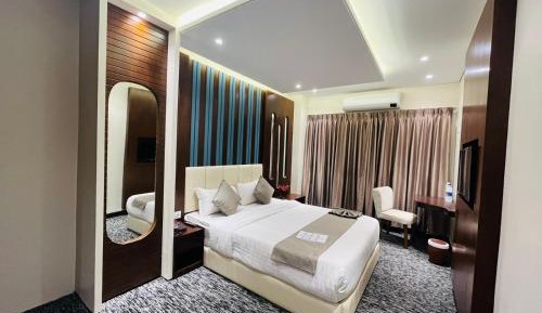 King Room with Mountain View