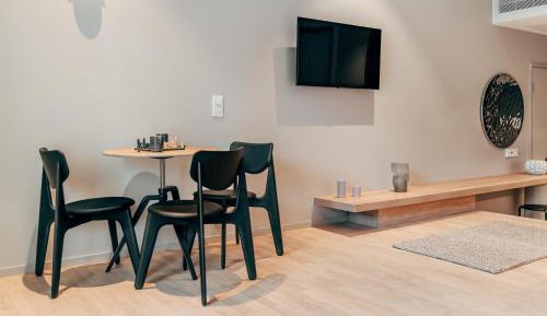 Executive Studio