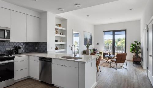 Two Bedroom Suite - King/Twin-Twin