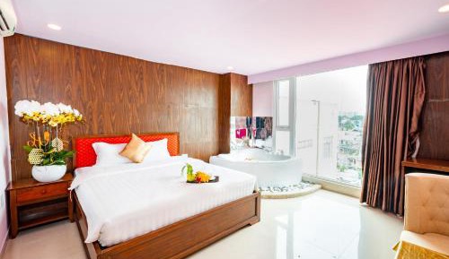 Suite with City View