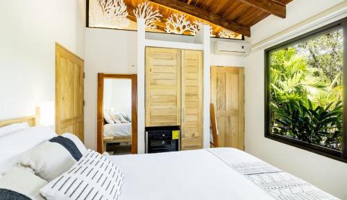Double or Twin Room with Private Bathroom