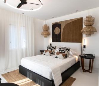 Deluxe Sea View Suite with Outdoor Hot Tub