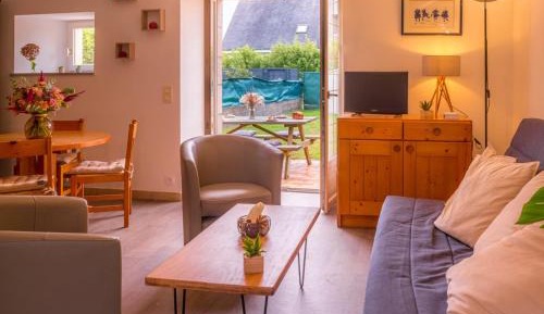 Holiday Home (4 Adults)