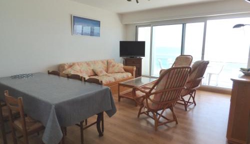 Apartment (6 Adults)