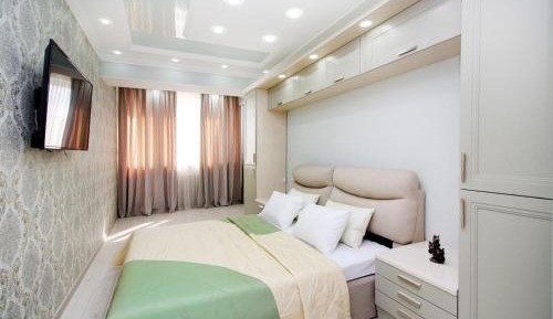 Family Two-Bedroom Apartment with View