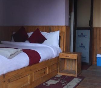 Triple Room with Mountain View