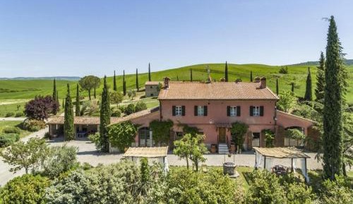 Six-Bedroom Villa 