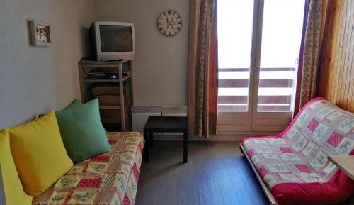 Apartment (5 Adults)