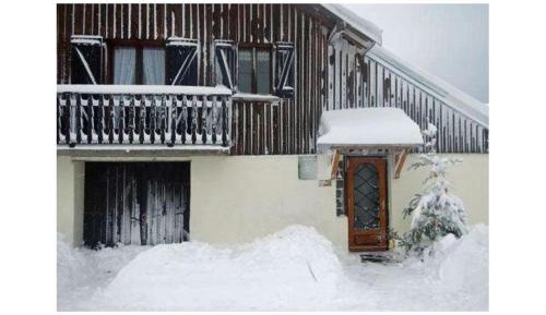 Holiday Home (4 Adults)