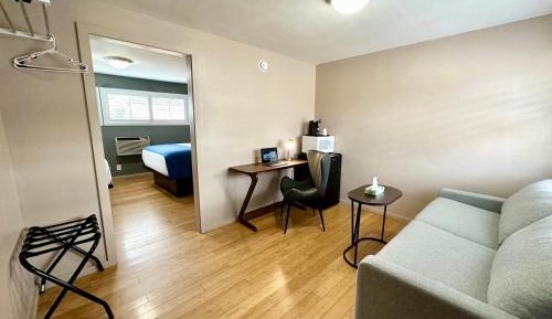 Queen Suite